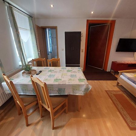 Zur Deutschen Eiche - Fruehstueckspension Und Ferienwohnungen Großschönau Chambre photo