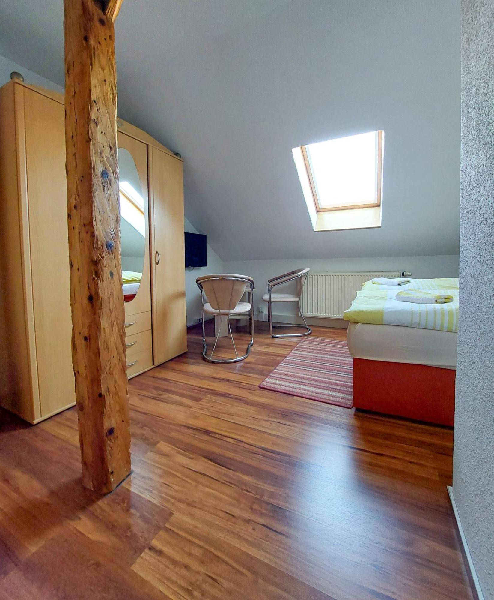 Zur Deutschen Eiche - Fruehstueckspension Und Ferienwohnungen Großschönau Chambre photo