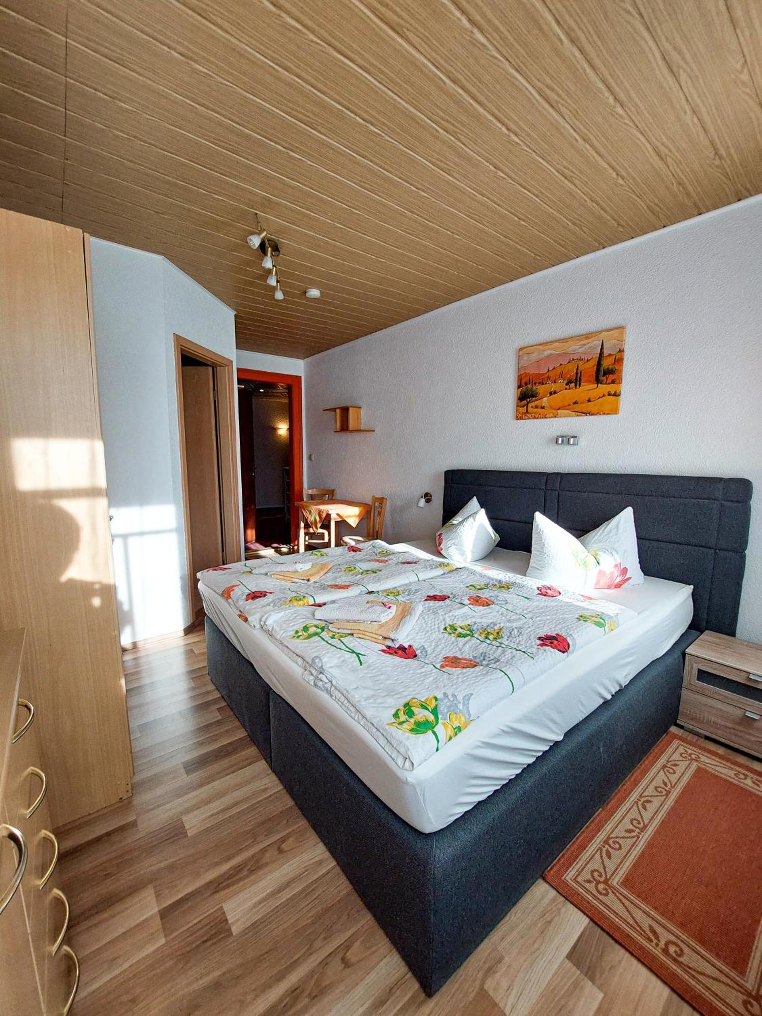 Zur Deutschen Eiche - Fruehstueckspension Und Ferienwohnungen Großschönau Chambre photo