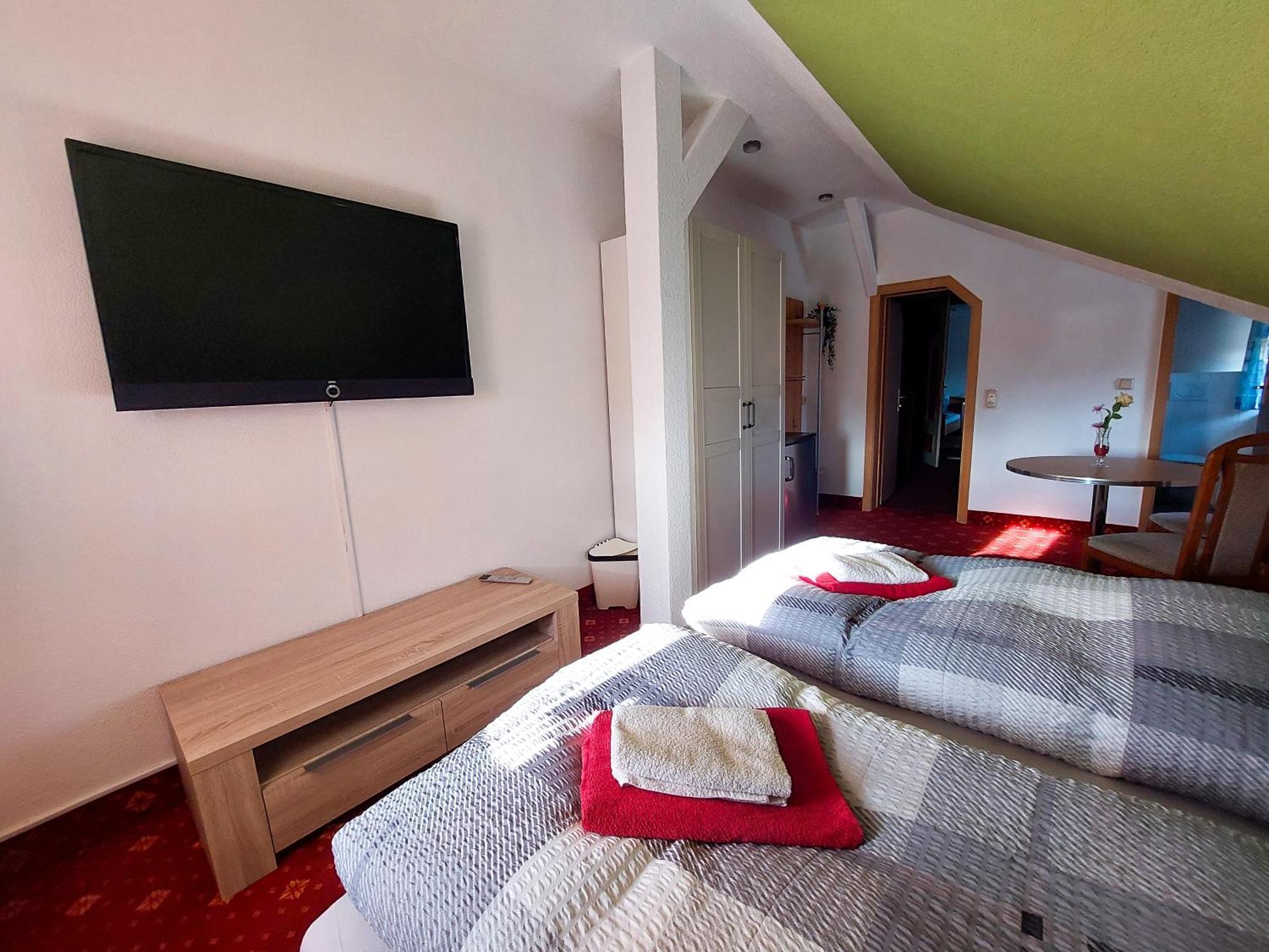 Zur Deutschen Eiche - Fruehstueckspension Und Ferienwohnungen Großschönau Chambre photo