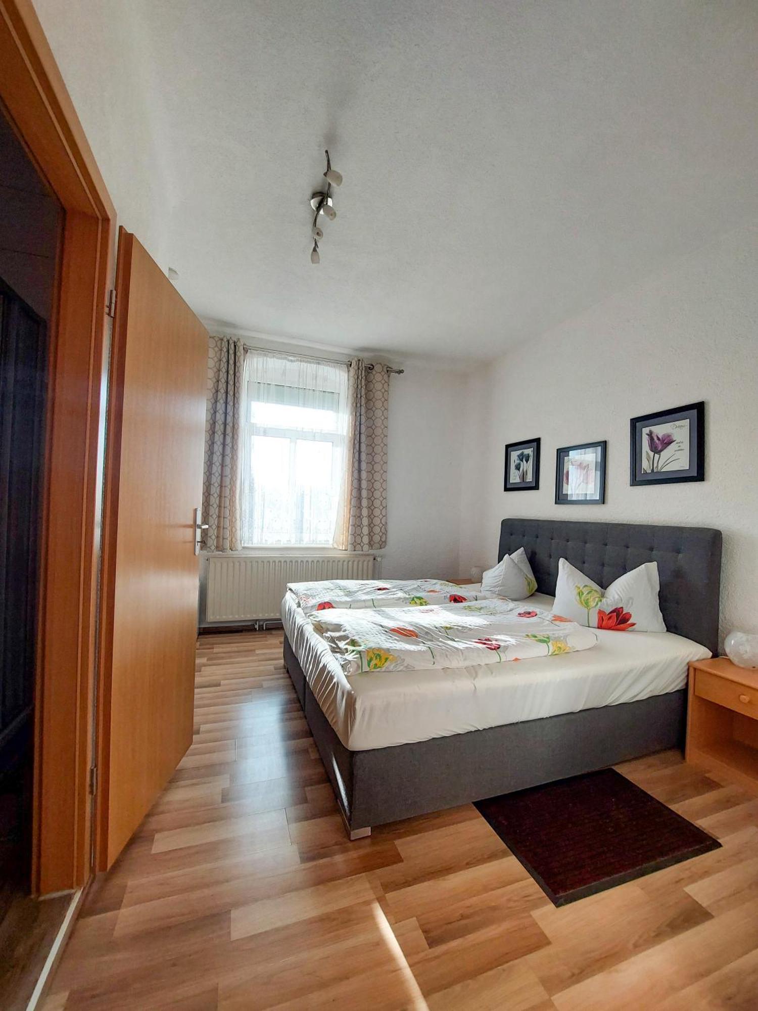 Zur Deutschen Eiche - Fruehstueckspension Und Ferienwohnungen Großschönau Chambre photo