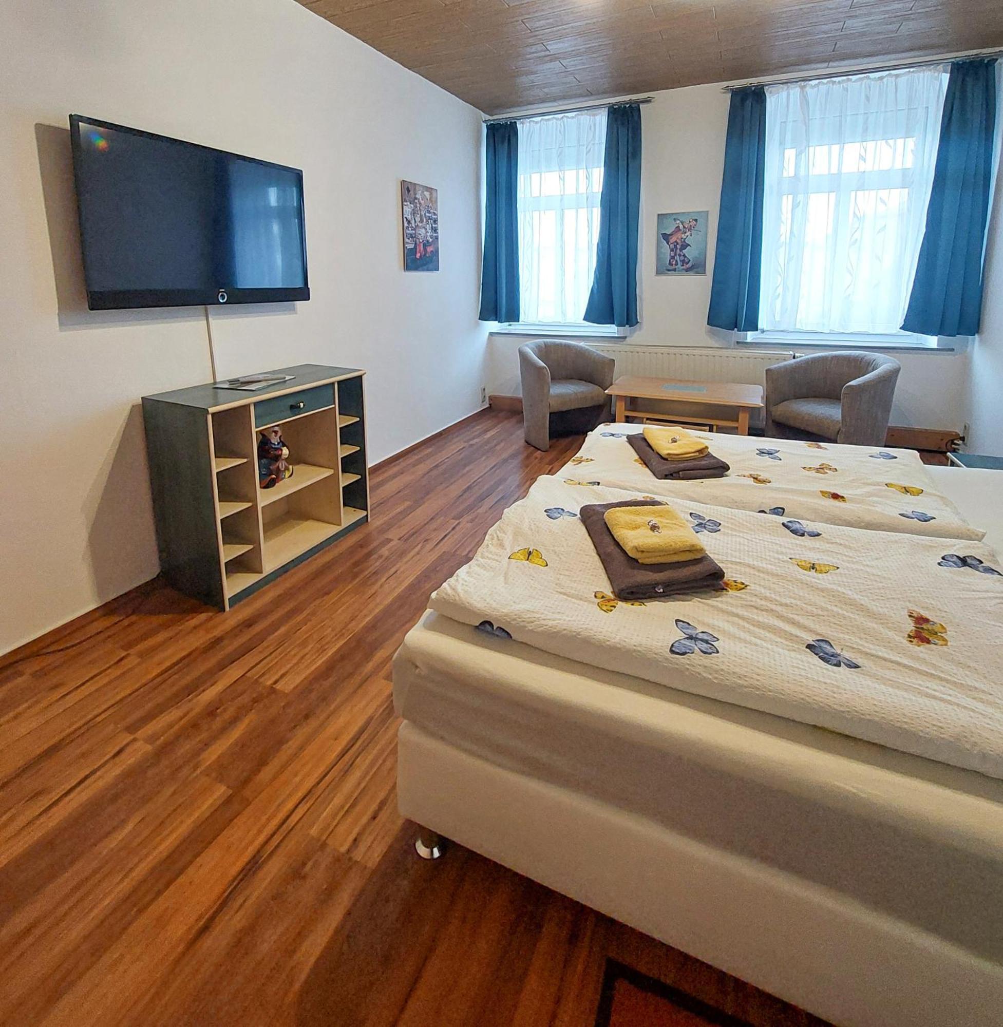 Zur Deutschen Eiche - Fruehstueckspension Und Ferienwohnungen Großschönau Chambre photo